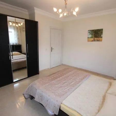 Orange Garden Cikcilli Apartment *